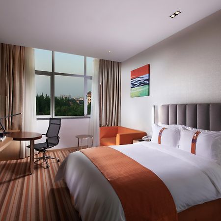 Holiday Inn Express Yangzhou City Center By Ihg Экстерьер фото
