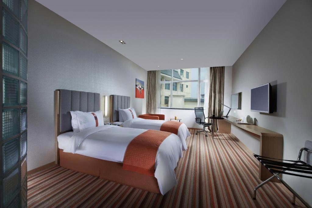 Holiday Inn Express Yangzhou City Center By Ihg Экстерьер фото